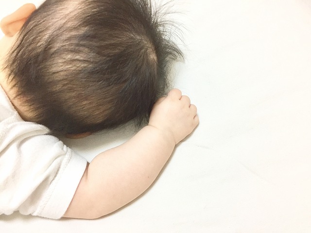 赤ちゃんの髪の毛はいつから切る 筆にして残す 筆以外もご紹介 青空ブログ