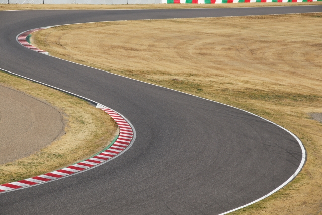 鈴鹿サーキット働く車大集合 Gwの混雑は 駐車場についても紹介 青空ブログ